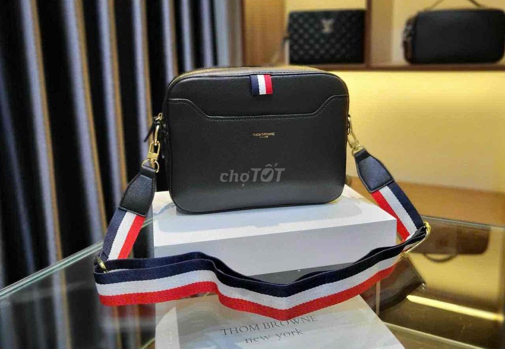 bagg THOM BROWNE Da SC. Mua bán Túi xách tại Quận Cẩm Lệ Đà Nẵng được đăng bởi Thai van thuong hình 1