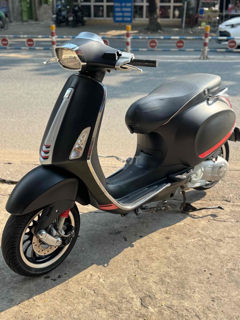 vespa sprint 2015 zin đẹp. Mua bán Xe máy tại Thành phố Biên Hòa Đồng Nai được đăng bởi Cầm Đồ Nguyên Phát hình 1
