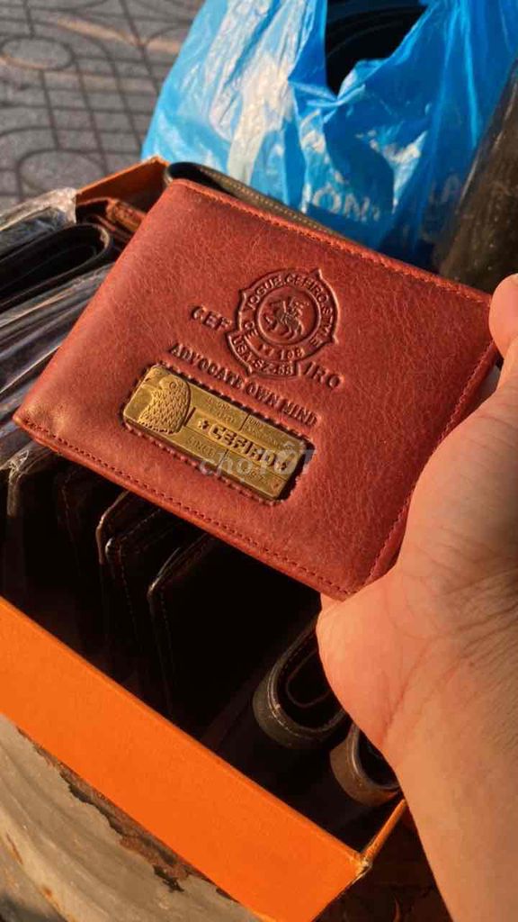 Ví da CEFIRO Da vintage Nâu Nam. Mua bán Túi xách tại Thành phố Vị Thanh Hậu Giang được đăng bởi Shop Da Thật hình 1
