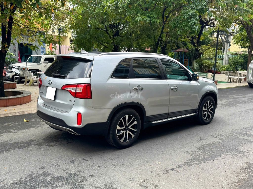 Bán KIA Sorento DAT Premium model 2020 Bạc zin đẹp. Mua bán Ô tô tại Quận 12 Tp Hồ Chí Minh được đăng bởi Việt 8080 hình 12