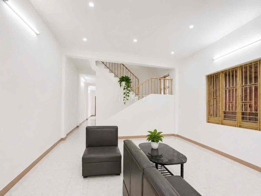 Аренда · 4 комн. · 150 м² · Quận Bình Thạnh, ул. Đường Lê Quang Định