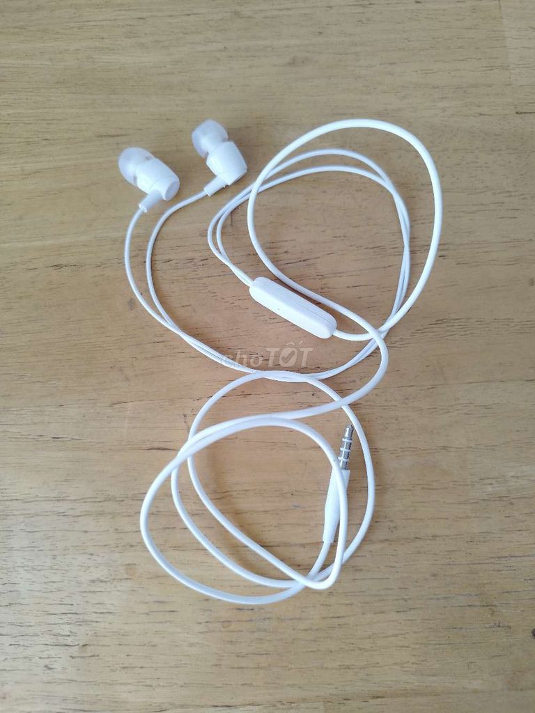 Tai nghe Vsmart Jack 3.5mm zin bóc máy. Mua bán Tivi, Âm thanh tại Quận Tân Phú Tp Hồ Chí Minh được đăng bởi Đức Nguyễn hình 1