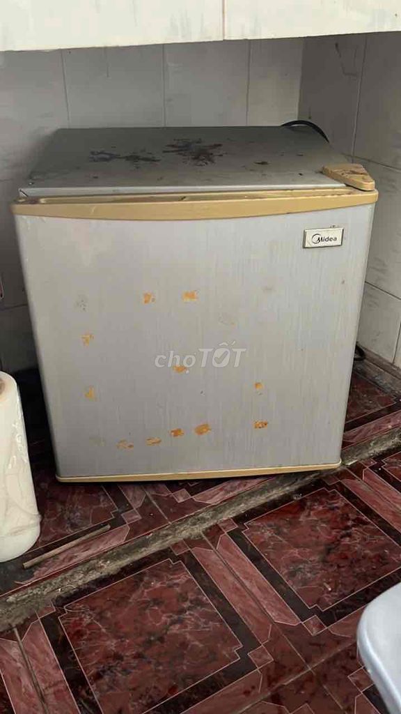 Tủ lạnh mini Midea Xám. Mua bán Tủ lạnh tại Thành phố Thủ Đức Tp Hồ Chí Minh được đăng bởi Đông Hưng hình 1