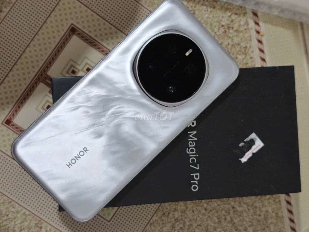 Honor Magic 7 Pro 512GB Bạc. Mua bán Điện thoại tại Thành phố Biên Hòa Đồng Nai được đăng bởi  dương hà  hình 1