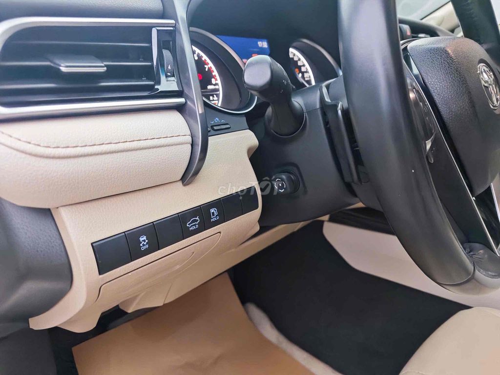 Camry 2020 2.5Q có thương lượng. Mua bán Ô tô tại Huyện Thống Nhất Đồng Nai được đăng bởi Nguyễn An hình 11