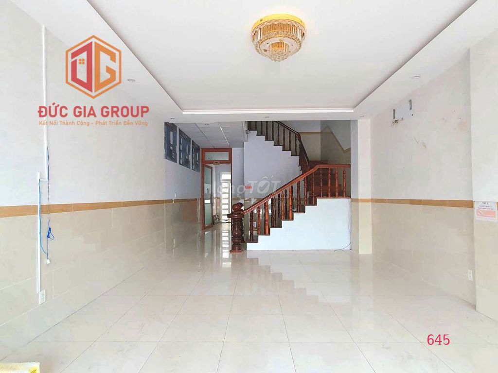 Cho thuê nhà 1T2L đường N1 ,KDC D2D giá chỉ 20tr/tháng 