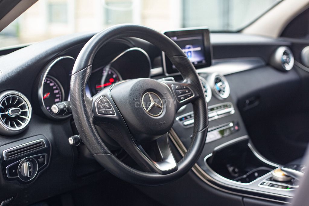 Mercedes Benz C200 2018 - 48000 km. Mua bán Ô tô tại Thành phố Thủ Đức Tp Hồ Chí Minh được đăng bởi H2T Auto hình 9
