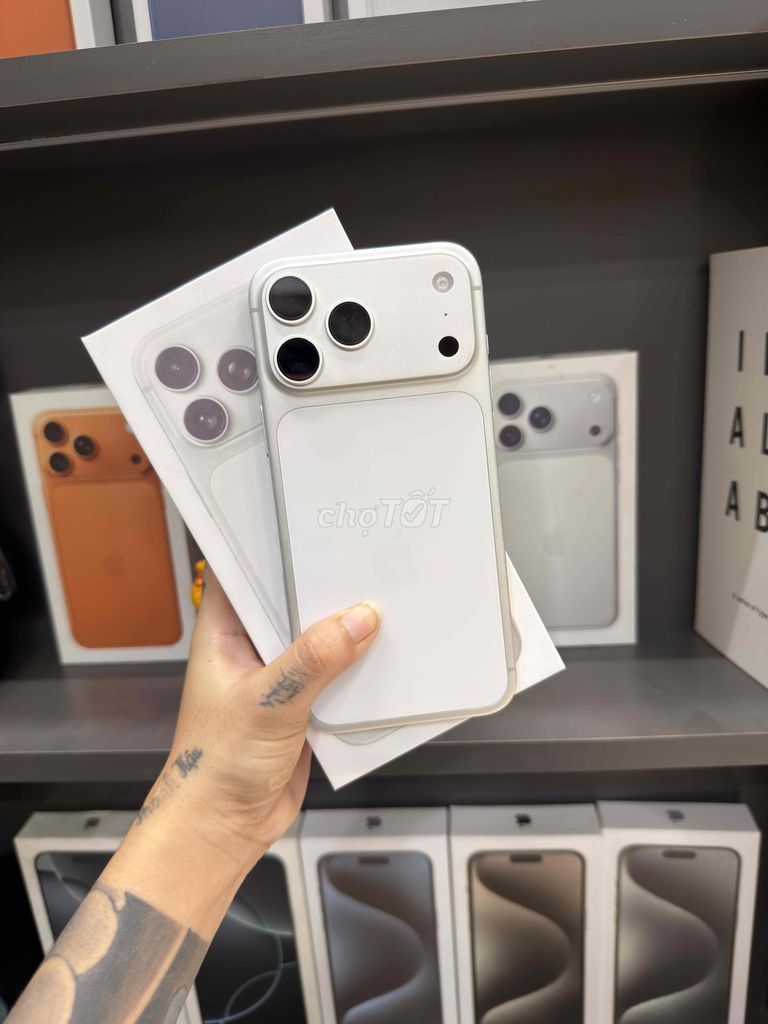 iPhone 17 Pro Max 256GB Trắng. Mua bán Điện thoại tại Quận Gò Vấp Tp Hồ Chí Minh được đăng bởi Hậu Táo hình 1