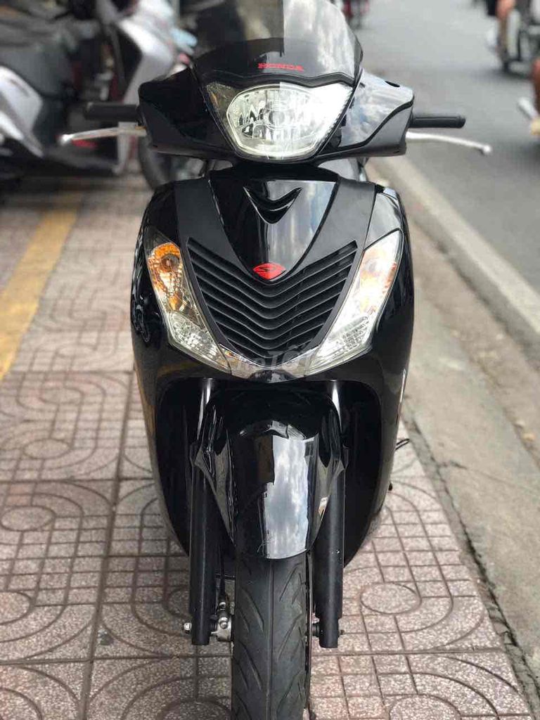 DYLAN150 2004 LÊN 2 DĨA 2010 BAO TÊN - GÓP ĐƯA 0đ. Mua bán Xe máy tại Quận 8 Tp Hồ Chí Minh được đăng bởi XE MÁY NGUYỄN MINH SƠN hình 1