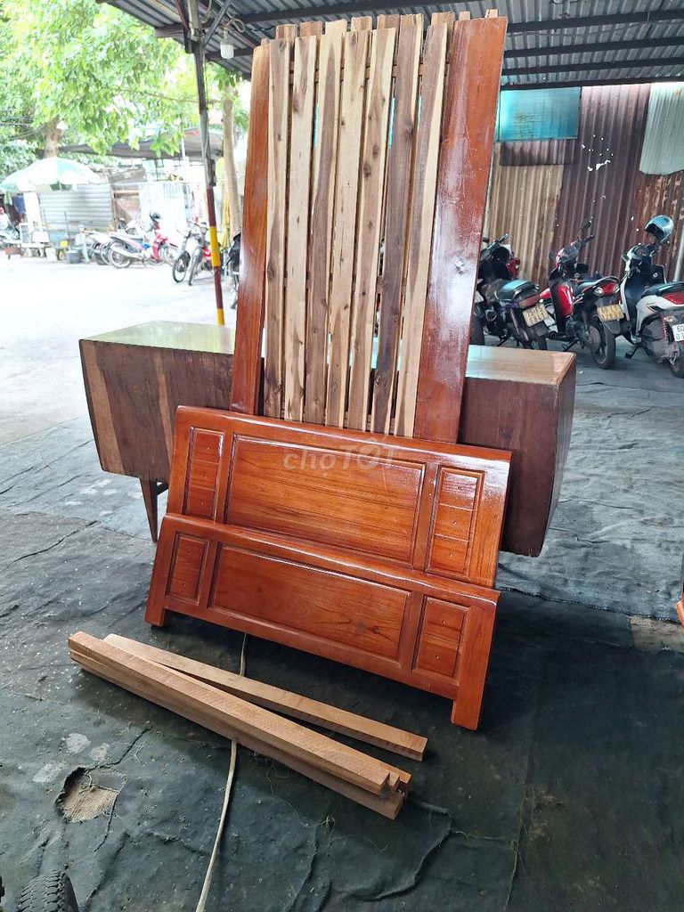 Giường Gỗ Xoan Đào Nâu 126x200 cm. Mua bán Giường, chăn ga gối nệm tại Quận Tân Phú Tp Hồ Chí Minh được đăng bởi Bùi Đình Diệm hình 1