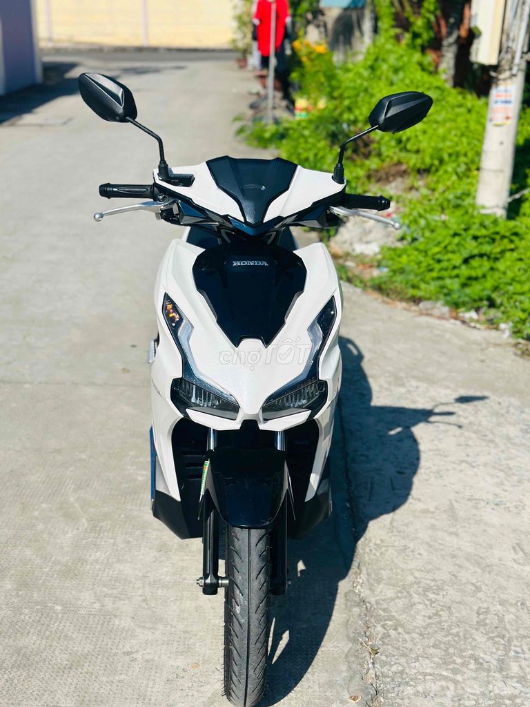 HONDA AIRBLADE 125 TRẮNG ĐỎ