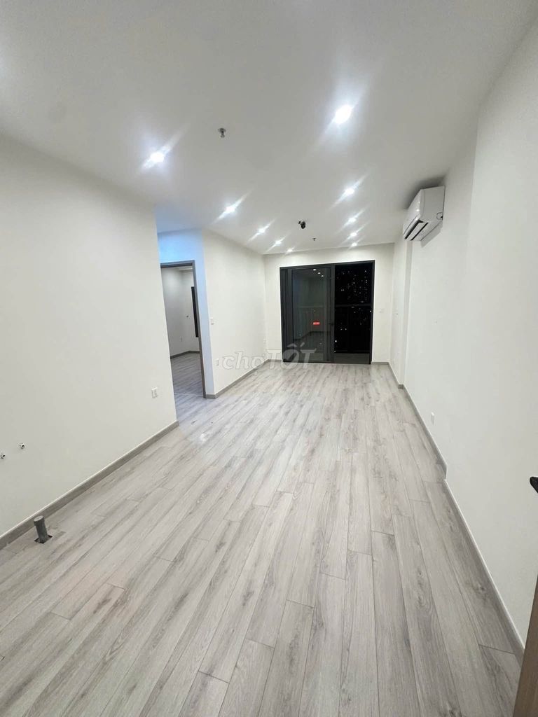 Квартира с 2 спальнями, Vinhomes Smart City, 55 м²