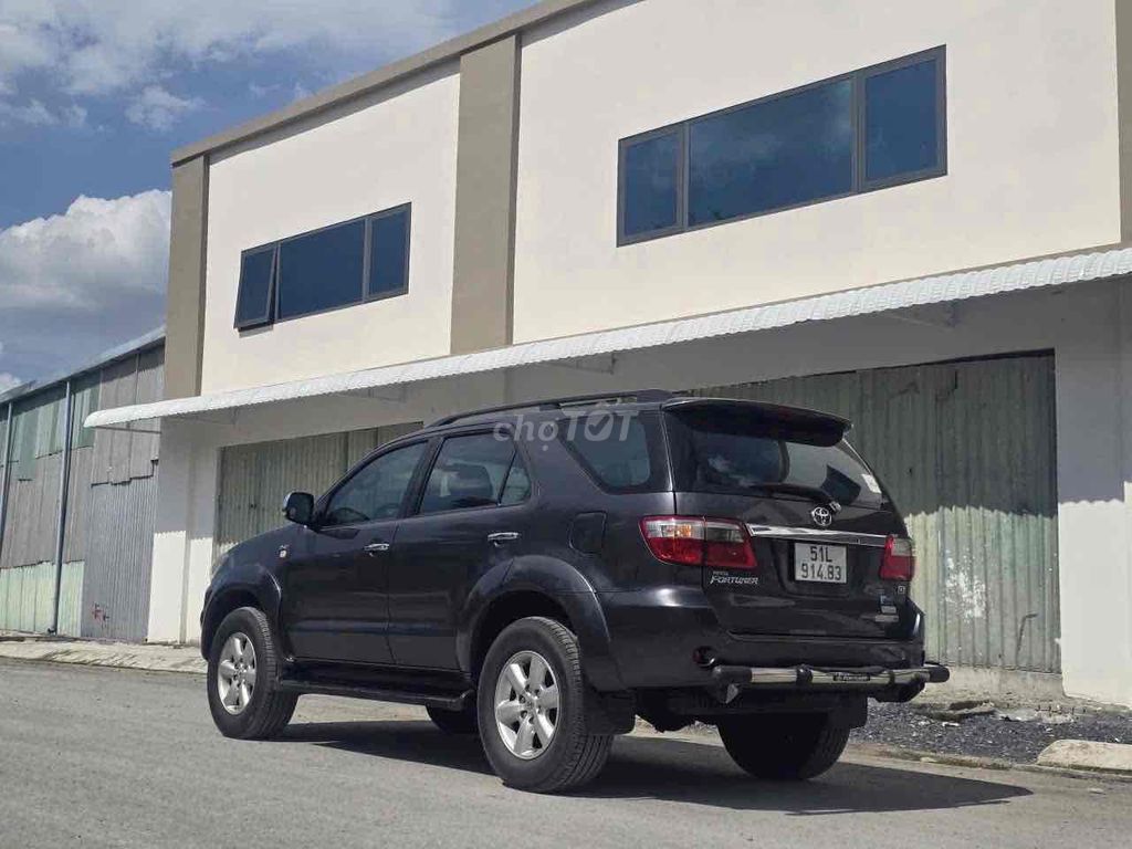 Toyota Fortuner 2.5G MT 2011 - 136000km. Mua bán Ô tô tại Quận Bình Tân Tp Hồ Chí Minh được đăng bởi Lê Văn hình 6