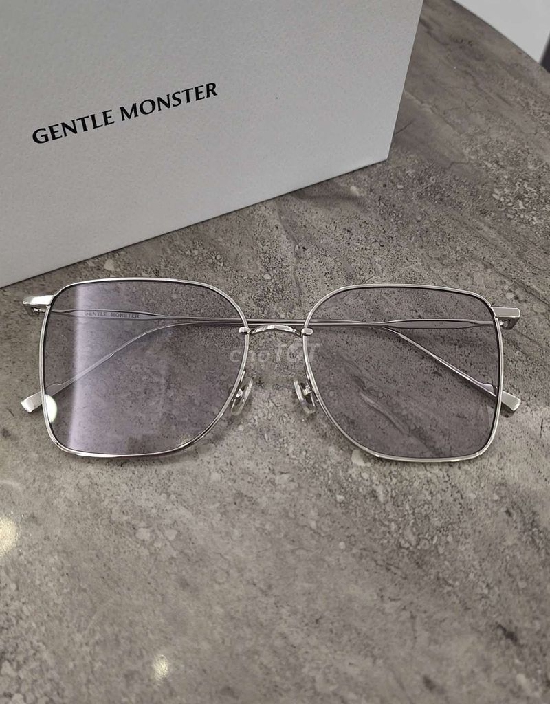 Kính gentle Monster dòng Reme