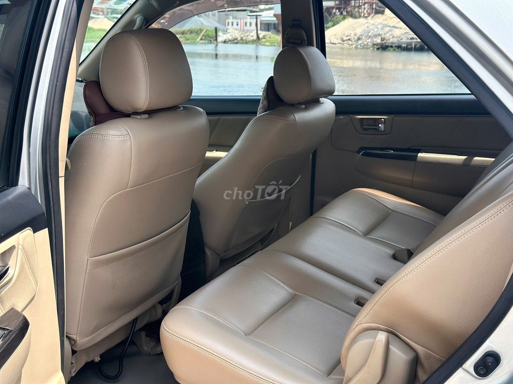 Toyota Fortuner 2016 2.7V 4X2 AT xe nhà zin đẹp. Mua bán Ô tô tại Quận Gò Vấp Tp Hồ Chí Minh được đăng bởi Hoàng 031 hình 9