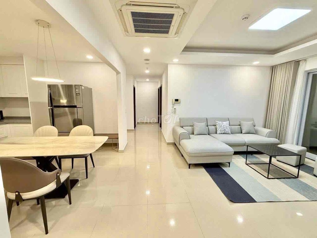 Extra-large 168 m² 3-bedroom apartment in Blooming Tower — photo 3