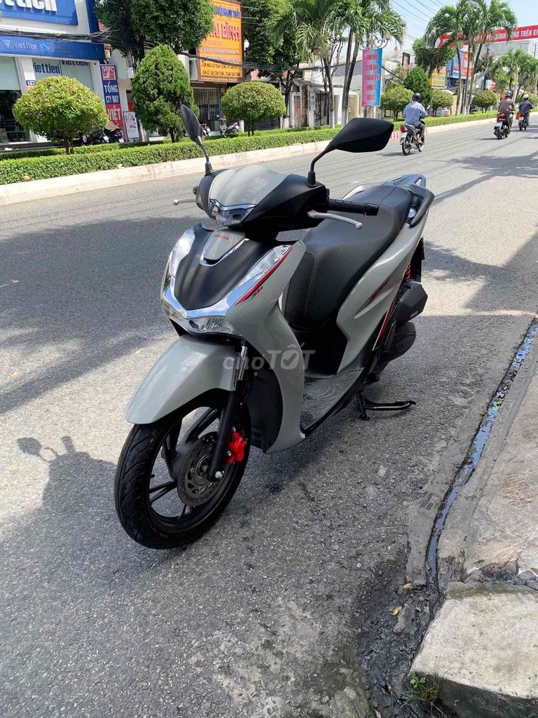 ✅✅ SH 125 ABS 2024 ODO 5000KM SIÊU LƯỚT ĐỦ ĐỒ  GIÁ. Mua bán Xe máy tại Thành phố Rạch Giá Kiên Giang được đăng bởi Kali  hình 6
