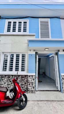 chính chủ bán gấp nhà sổ hồng riêng giá chỉ 569tr. Mua bán nhà ở tại Huyện Hóc Môn Tp Hồ Chí Minh được đăng bởi Hải Thoại Hồ