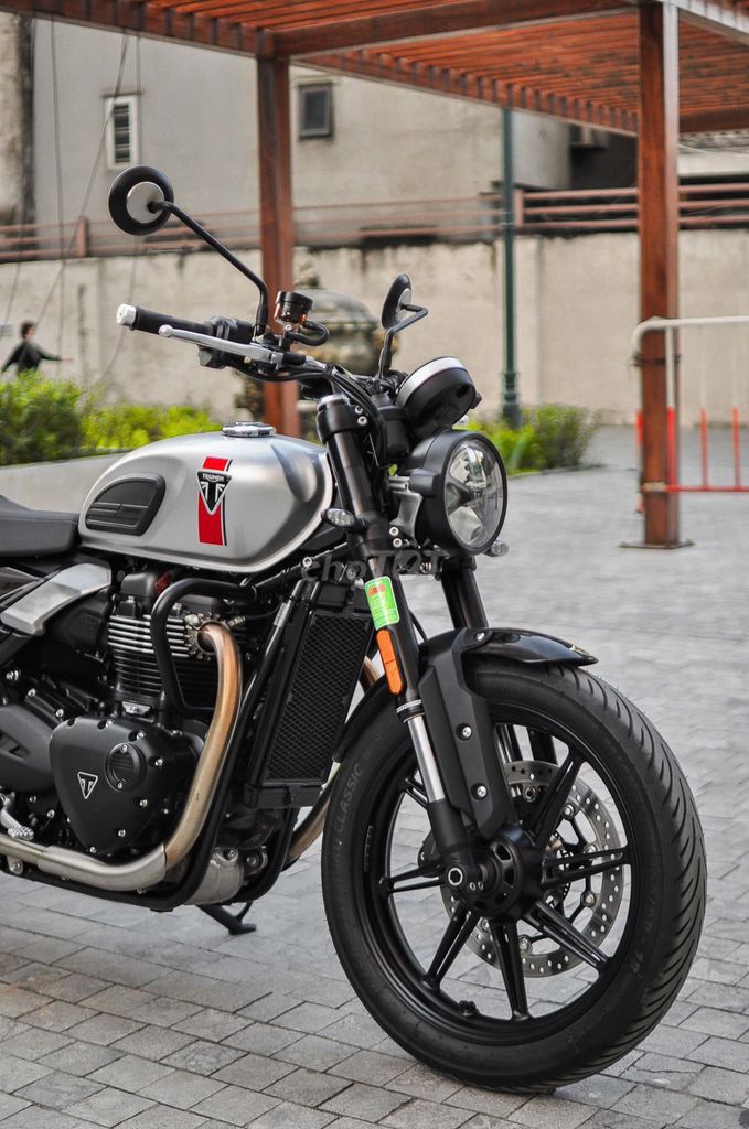 THANH MOTOR Cần Bán Triumph Speedtwin 900 2025. Mua bán Xe máy tại Quận Hoàng Mai Hà Nội được đăng bởi Lê Chí Thanh hình 4