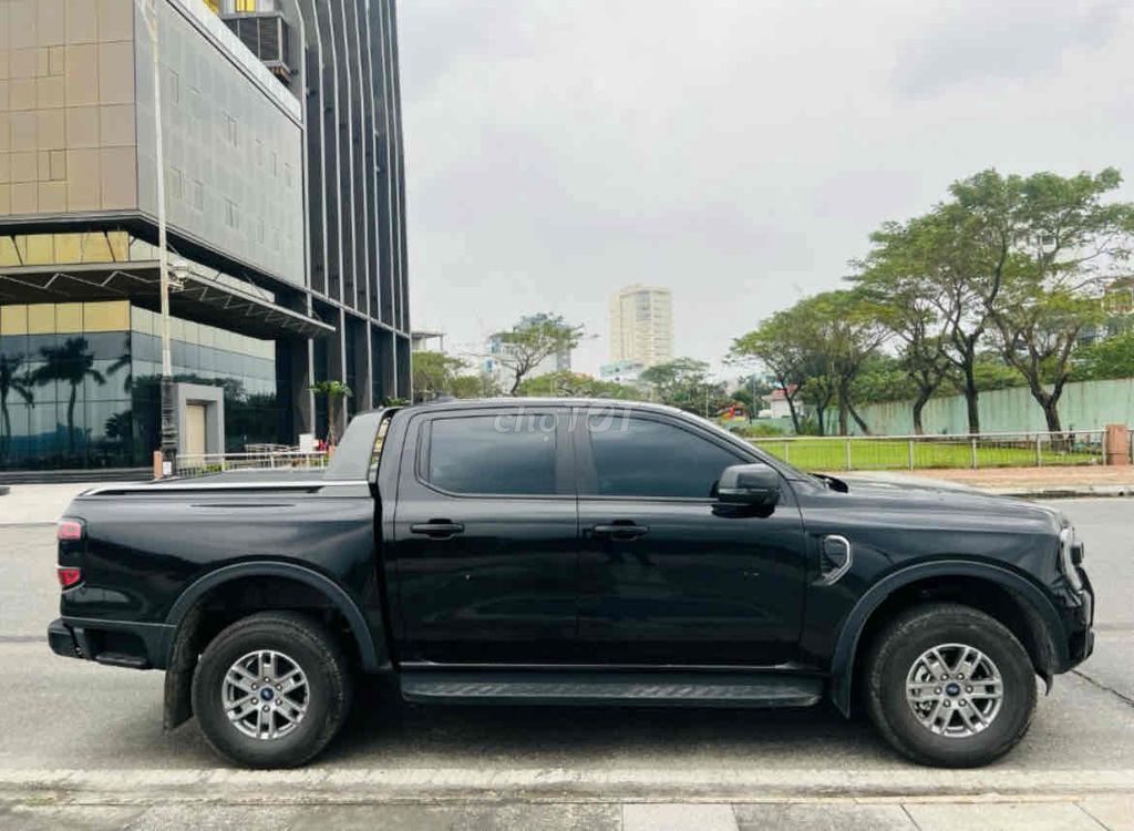 Ford Ranger 2024 XLS 2.0 4X4 AT - 45000 km. Mua bán Ô tô tại Quận Hải Châu Đà Nẵng được đăng bởi Hoàng Hải hình 1