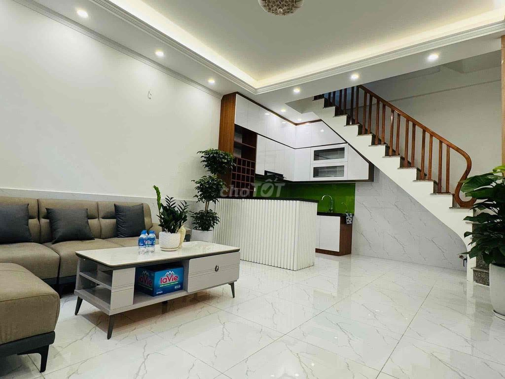 Bán nhà đẹp Khương Đình, Thanh Xuân 6,6 tỷ, 35m2*5T, Ngõ nông, Gần phố