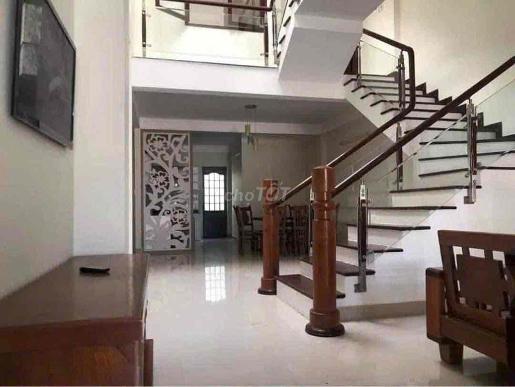 3-storey house with a garage on An Dương Vương — photo 8