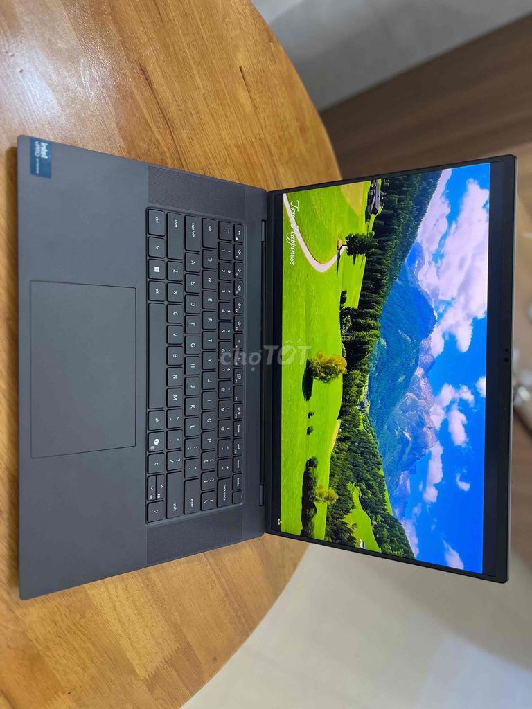 Dell precision 5690 Ultra 9-185H, Ram 64G, SSD 1T. Mua bán Laptop tại Thành phố Long Xuyên An Giang được đăng bởi Laptop Mai Lý Nghĩa hình 1