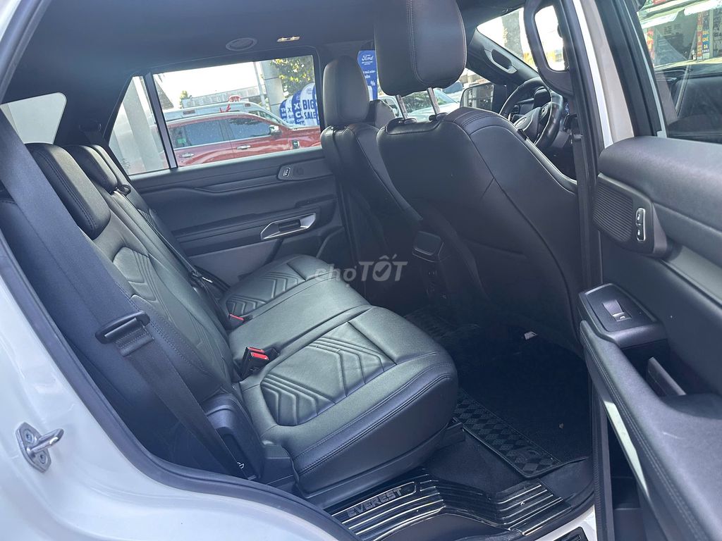 Ford Everest 2024 Titanium+ 2.0 AT 4x4 - 19000 km. Mua bán Ô tô tại Quận Tân Phú Tp Hồ Chí Minh được đăng bởi FORD Bến Thành Xe Đã Qua Sử Dụng hình 9