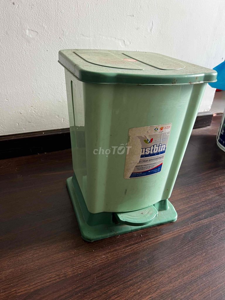thùng rác nhựa duy tân size trung dọn nhà thanh li. Mua bán Nội thất, đồ gia dụng khác tại Quận 3 Tp Hồ Chí Minh được đăng bởi Gia hình 3