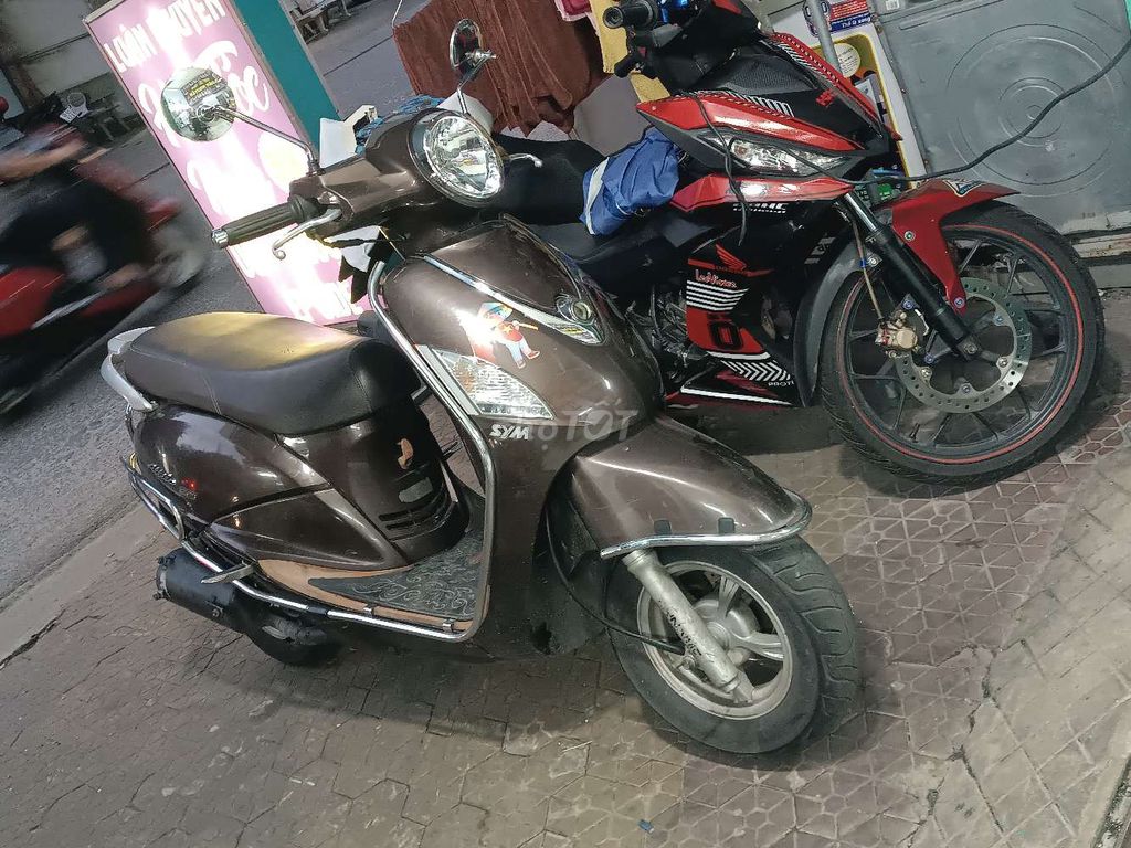 SYM Attila Elizabeth EFI Nâu 125cc. Mua bán Xe máy tại Quận Tân Bình Tp Hồ Chí Minh được đăng bởi Pi Em hình 2