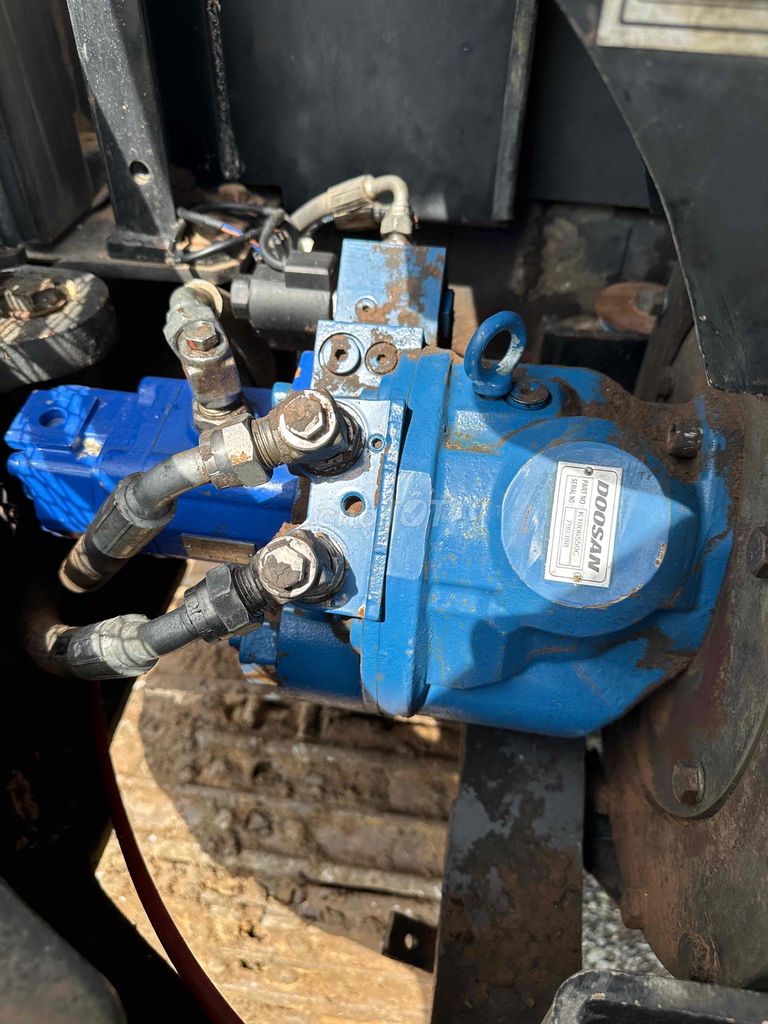 _ Xe cuốc Doosan DH60 - 7. Mua bán Phương tiện khác tại Huyện Định Quán Đồng Nai được đăng bởi thien le hình 6