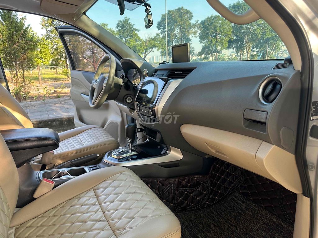 Nissan Navara 2016 NP300 EL 4x2 AT - 140000 km. Mua bán Ô tô tại Quận Nam Từ Liêm Hà Nội được đăng bởi Tuấn hình 8