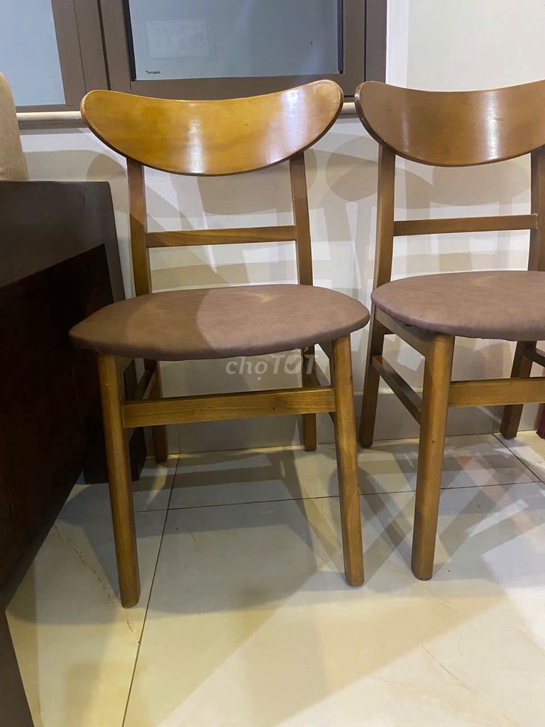 Ghế bàn ăn Gỗ Nệm Nâu. Mua bán Bàn ghế tại Quận Ngũ Hành Sơn Đà Nẵng được đăng bởi Hai Van hình 1