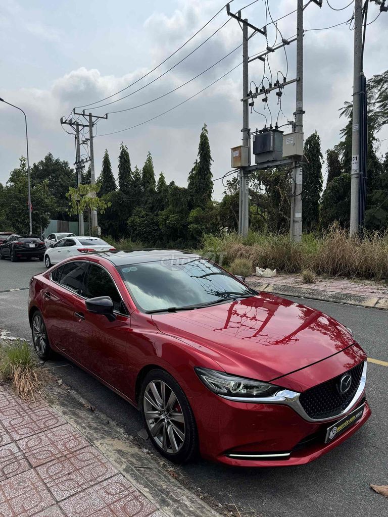 Mazda 6 2020 2.0L Premium cao cấp Model 2021