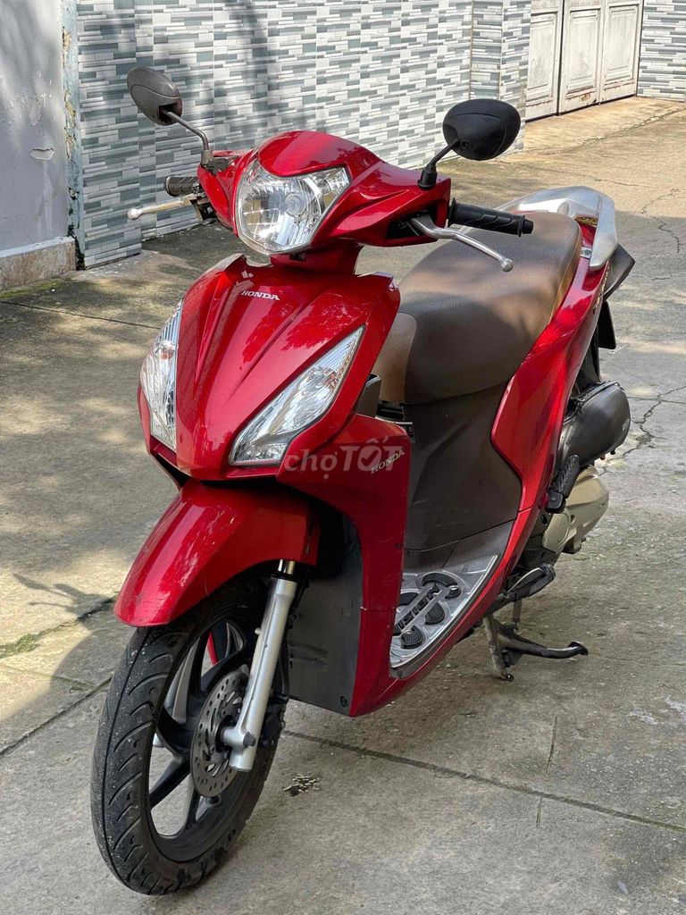 Vision 2019 smartkey đẹp, máy êm thì thẩm bao vọt. Mua bán Xe máy tại Quận 8 Tp Hồ Chí Minh được đăng bởi Quân  hình 4