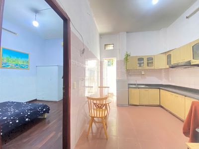 CĂN HỘ 45M2 TÁCH BẾP BANCOL HẺM XE HƠI NGAY HÀNG XANH 