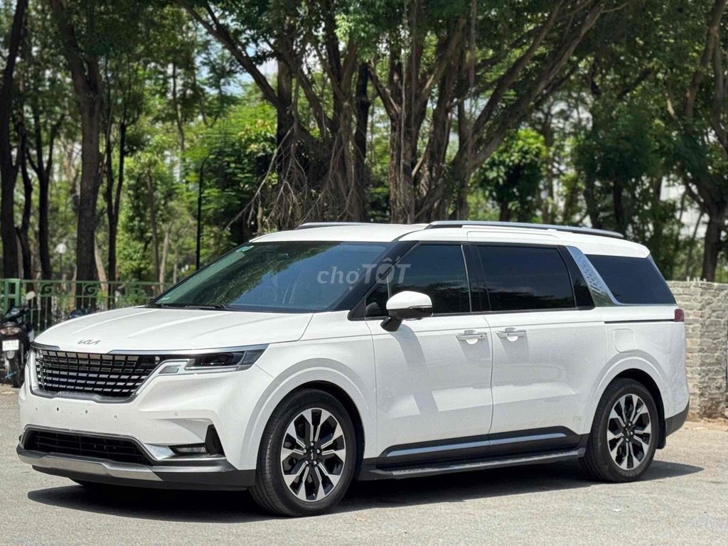 Kia Carnival 2.2D Premium 8 chỗ sx 2022 trắng. Mua bán Ô tô tại Quận Cầu Giấy Hà Nội được đăng bởi Cao Quý hình 2