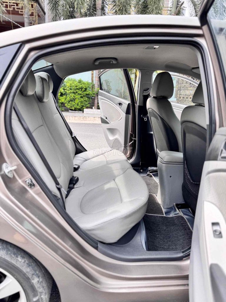 Hyundai Accent 2013 1.4 AT - 90000 km. Mua bán Ô tô tại Quận Gò Vấp Tp Hồ Chí Minh được đăng bởi Ms Thư  hình 14