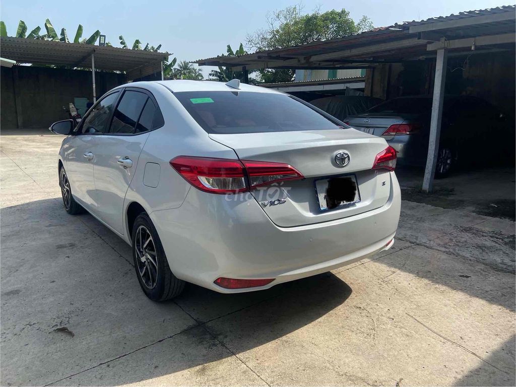 Toyota Vios 2023 E CVT - 50000 km. Mua bán Ô tô tại Quận Tân Bình Tp Hồ Chí Minh được đăng bởi hung hình 5