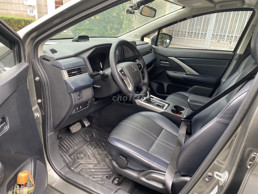Mitsubishi Xpander Cross 2023 - 850000 km. Mua bán Ô tô tại Quận 7 Tp Hồ Chí Minh được đăng bởi quốc phương hình 4