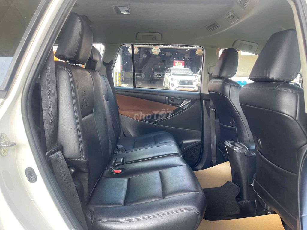 Toyota Innova 2.0E số sàn 2020 gia đình 1 chủ zin. Mua bán Ô tô tại Huyện Củ Chi Tp Hồ Chí Minh được đăng bởi Đại lý chính hãng xe qua sử dụng Toyota Sài Gòn hình 3