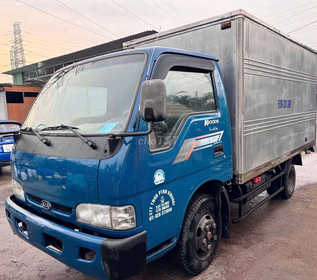 Bán gấp kia 1.1 tấn đời 2013 thùng kín 3m4. Mua bán Xe tải, xe ben tại Thành phố Thuận An Bình Dương được đăng bởi Xe tải Bình Dương hình 2