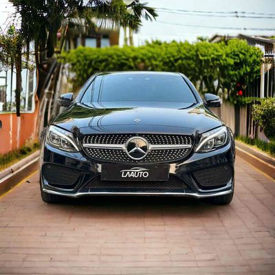 LONGANHAUTO về Mercedes C300 AMG sx2017 siêu đẹp😍