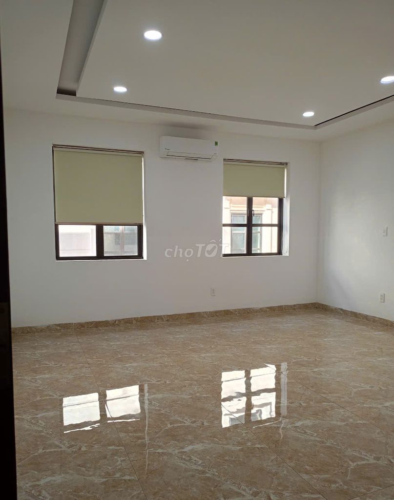 Chính chủ cho thuê VP25m2, sẵn máy lạnh, nội thất, có h/đơn VAT. Cho thuê văn phòng, mặt bằng kinh doanh tại Quận Gò Vấp Tp Hồ Chí Minh được đăng bởi PSiT Office hình 3