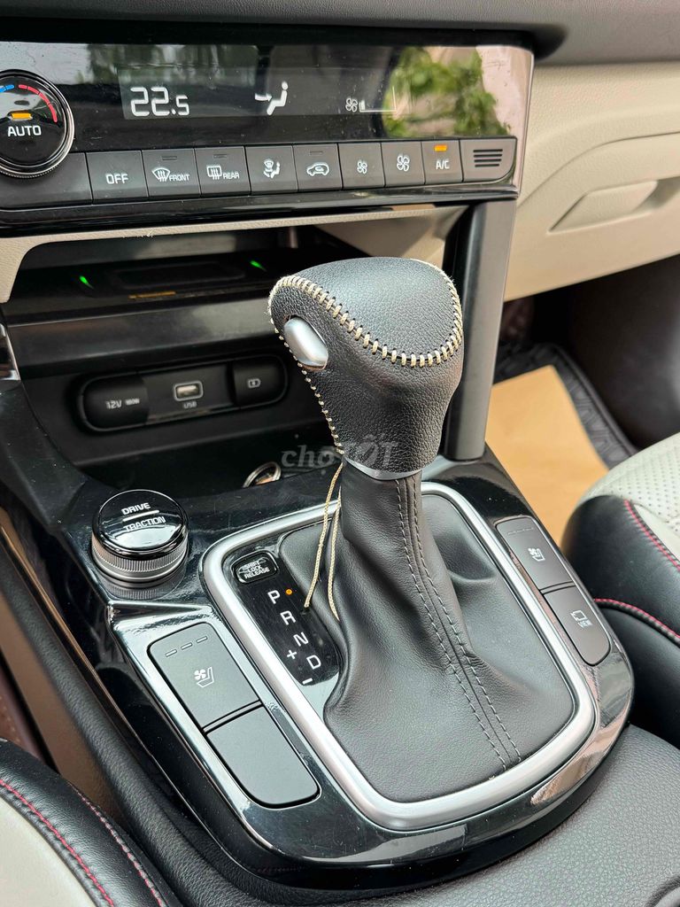 Kia Seltos 1.4 Premium 2020 quá mới chỉ 13.000 km. Mua bán Ô tô tại Thành phố Thủ Đức Tp Hồ Chí Minh được đăng bởi Hoà Xe Cũ hình 15