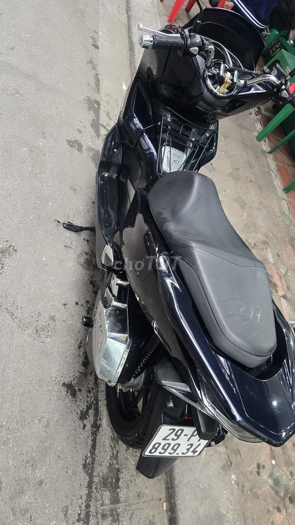 Honda PCX 150 Hybrid 2019 Đen. Mua bán Xe máy tại Quận Đống Đa Hà Nội được đăng bởi Nguyen van tuyen hình 2