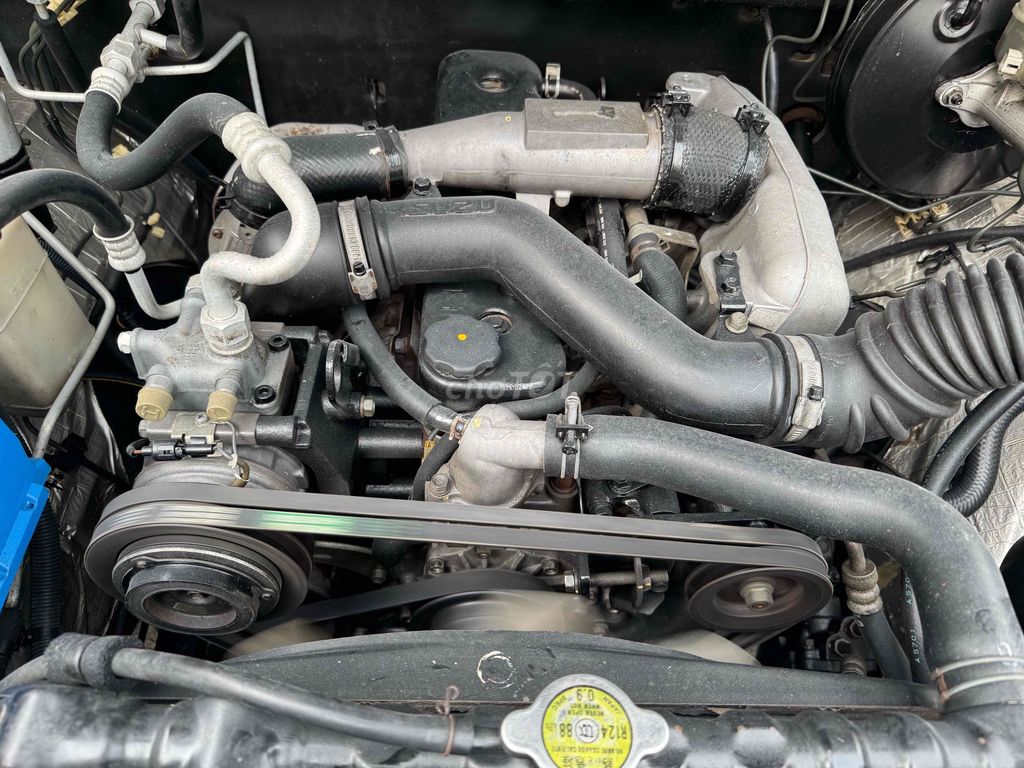 Isuzu Hi-Lander 7 chỗ màu Đen máy dầu. Mua bán Ô tô tại Quận Bình Tân Tp Hồ Chí Minh được đăng bởi  Mãnh hình 11