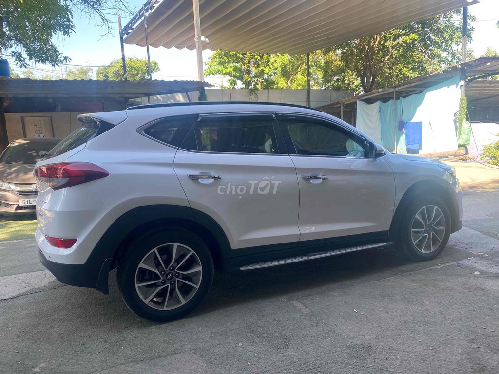 Hyundai Tucson 2018 2.0 AT CRDi - 9 km. Mua bán Ô tô tại Thành phố Thủ Đức Tp Hồ Chí Minh được đăng bởi thành phố hcm hình 3