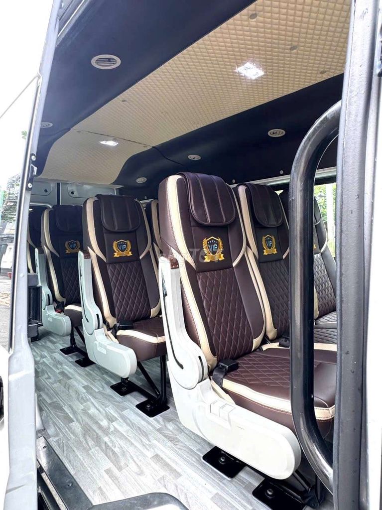 FORD TRANSIT SVP 16 CHỖ SX2018 - 178000 km. Mua bán Ô tô tại Quận Bình Tân Tp Hồ Chí Minh được đăng bởi Thanh Trí hình 15