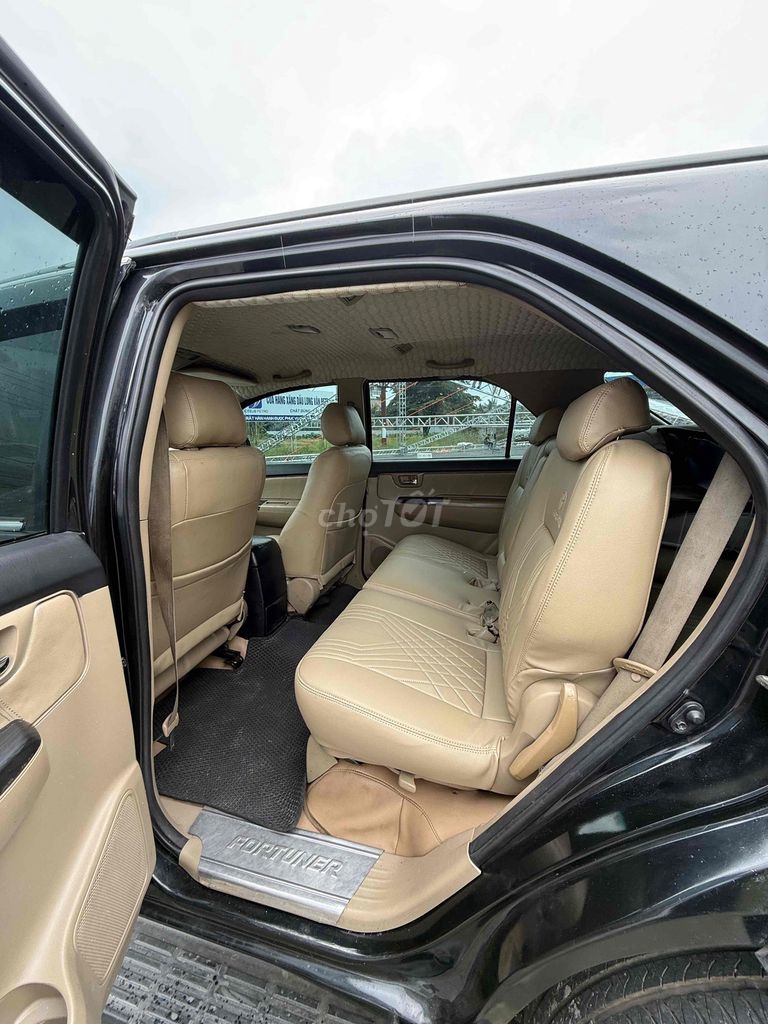 Toyota Fortuner 2014 2.5G - 200000 km. Mua bán Ô tô tại Quận Bình Thuỷ Cần Thơ được đăng bởi Hiếu Nghĩa Cần Thơ hình 8